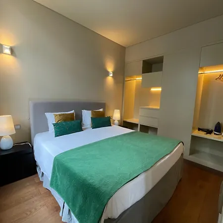 Modern Iii Rooftop & Tejo View River Apartment Lisbon
