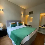 Modern Iii Rooftop & Tejo View River Apartment Lisbon